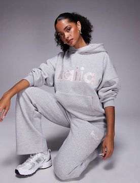 Sweat à capuche d'ensemble oversize en coton majoritaire avec logo brodé - Gris clair et rose 36