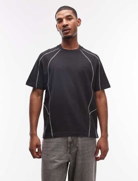 T-Shirt in Schwarz mit Kontrastnaht Schwarz L