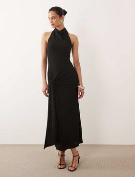 Rückenfreies Neckholder-Maxikleid in Schwarz Schwarz M