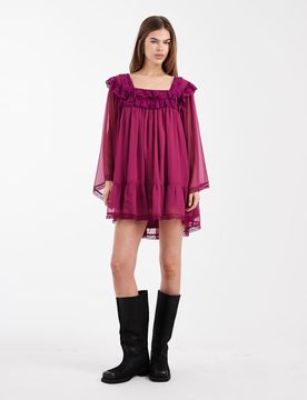 Robe courte en mousseline et dentelle à manches évasées-Rouge 34