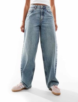 Weite Jeans in mittelblauer Waschung Blau W30 L32