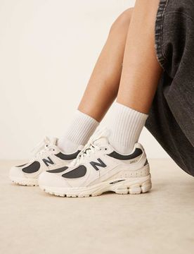 Sneaker in Beige und Schwarz Schwarz 37