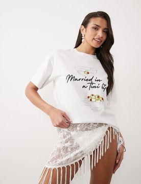 T-Shirt in Weiß mit „Married in a Tini Bit"-Schriftzug Weiß 38