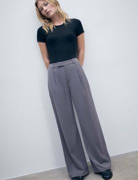 Elegante Hose in Dunkelgrau mit weitem Bein Grau 36