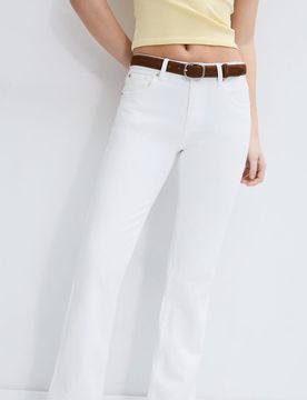 Petite - D68 - Bootcut-Jeans in Weiß mit Gürtel Weiß 42