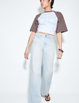 Petite - D92 - Gerade geschnittene Jeans in heller Bleichwaschung mit weitem Bein-Blau Blau 44
