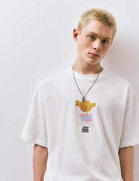 T-Shirt in Wollweiß mit „STWD"- und Gummibär-Print Weiß XS