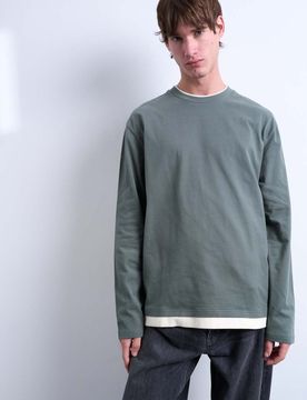 Doppellagiges, langärmliges Jersey-T-Shirt in Salbei und Creme-Grau Grau XS