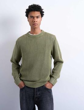 Strickpullover in verwaschenem Grün in regulärer Passform Grün S