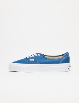 Premium Authentic 44 - Sneaker in Marineblau Blau 43