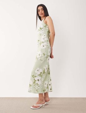 Robe mi-longue en satin à dos nageur et imprimé fleurs - Vert pâle 42