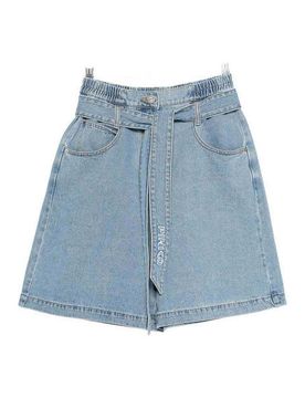 Shorts in denim con cintura in vita