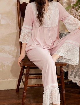 Conjunto de pijama elegante y romántico de encaje francés para mujer