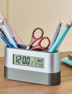 Pagen Stifthalter mit Uhr 2-in-1
