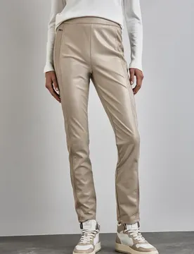 Beschichtete Hose female Beige