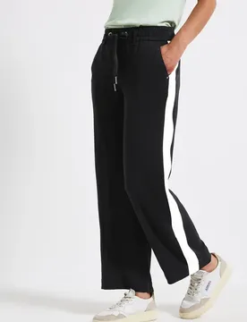 Straight Leg Hose female Schwarz