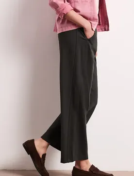 Straight Leg Hose mit Schnallendetail Braun