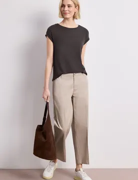T-Shirt mit Boatneck und Deko-Tape female Braun