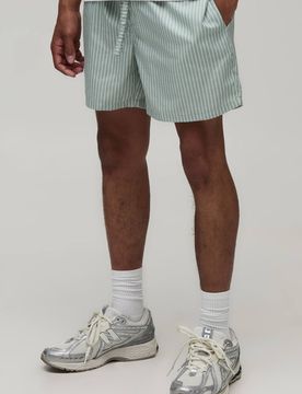 Herren Entspannt Geschnittene Kurze Gestreifte Shorts Green Größe 4XL