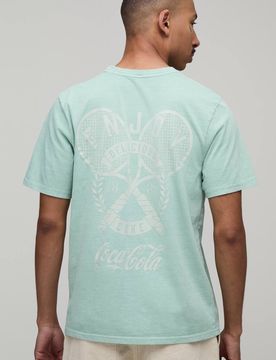 Herren Normal Geschnittenes Baumwoll-T-Shirt Mit Coca Cola Tennis-Lizenzaufdruck Sage Größe Small