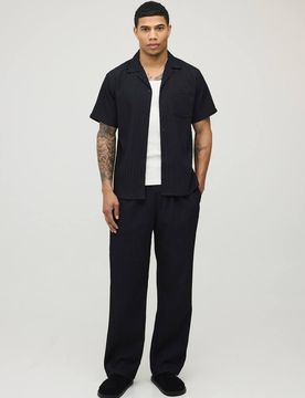 Herren Regular Fit Hemd Und Hosen-Set Mit Tiefem Reverskragen Und Unregelmäßigen Falten Black Größe Small