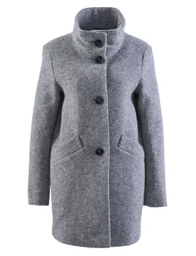 JACKE WOLLE female