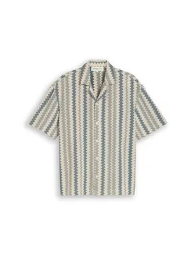 Loose textured crochet resort male