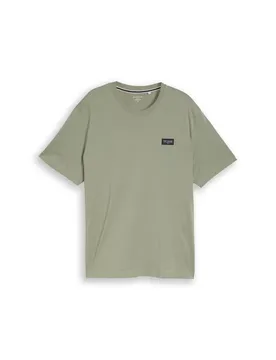 XL plus detailed t-shirt male
