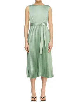 Kleid female