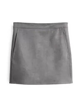 Relvina cozy female