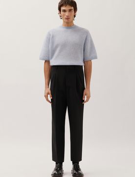 Chino Cropped mit Bundfalten Schwarz 48