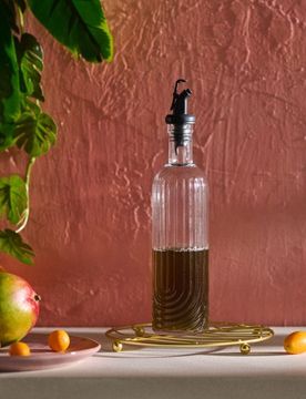 Bottiglia scanalata per olio - bianco
