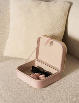 Organizer per gioielli in velluto con dettagli dorati - rosa
