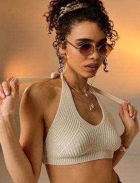 Top halter con laccetti al collo - panna