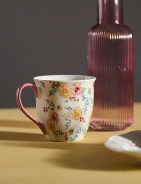 Tazza con stampa floreale - rosa pastello