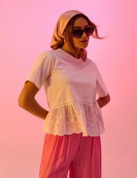 Blusa con cotone con dettagli in pizzo - bianco