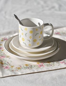 Tazza con stampa floreale - giallo