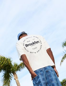 T-Shirt Relax Con Grafica Brooklyn