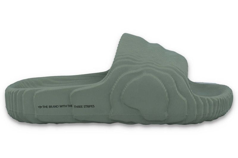 Adilette 22 W - Sneaker - grün - Damen - Size: 36 2/3