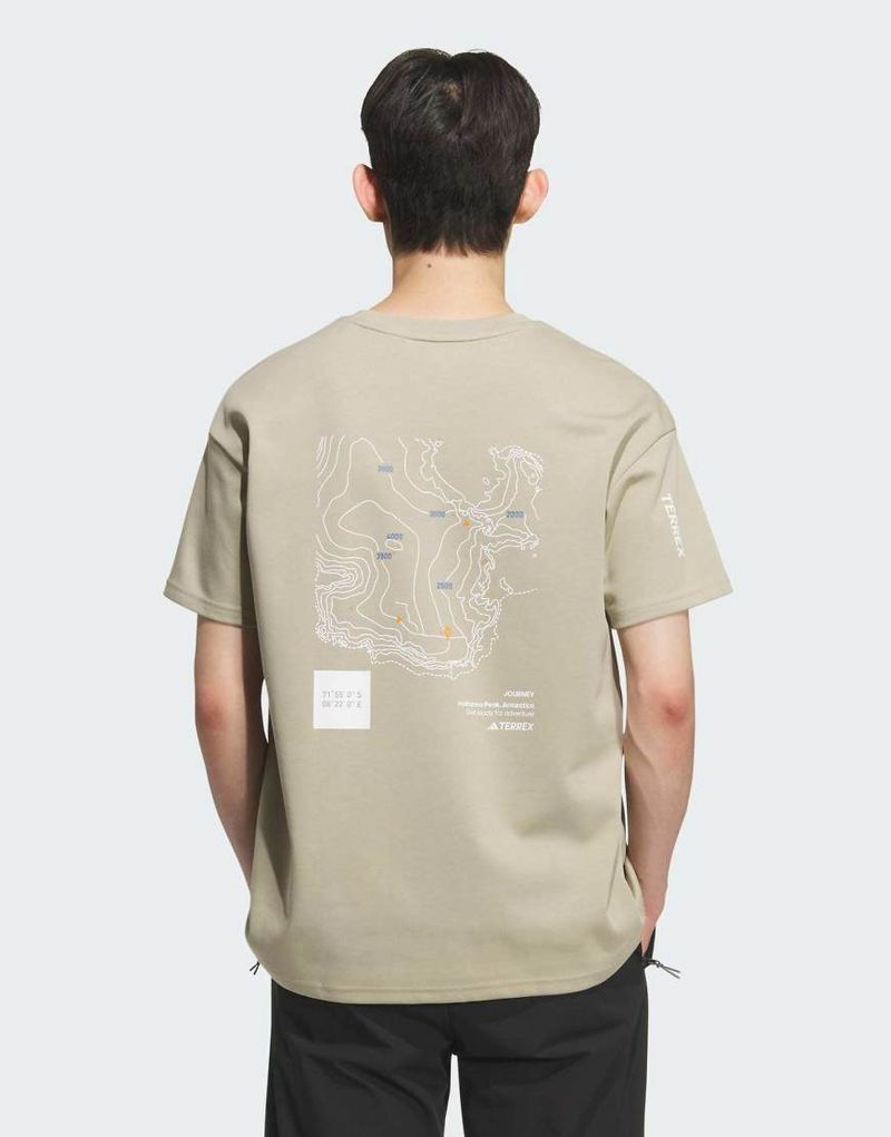 Performance - Xploric - T-Shirt in Wonder Cargo mit Grafik-Neutral Neutral 2XL