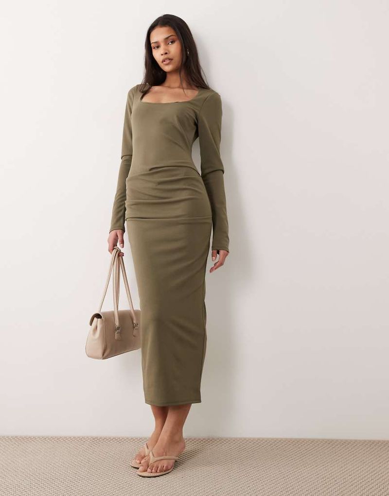 Langärmliges Midikleid in Khaki mit U-Ausschnitt und geraffter Taille-Grün Grün 38