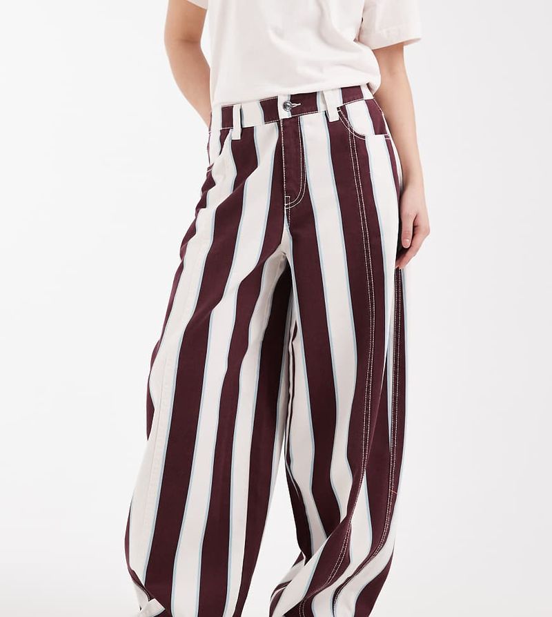 ASOS DESIGN Petite - Barrel-Leg-Hose mit Streifen-Bunt Bunt 44