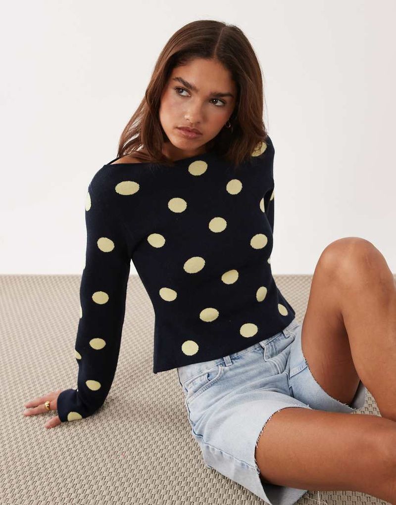 Pull à pois en maille fine avec encolure bateau - Bleu marine-Multicolore S