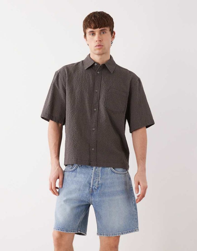 Oversize-Jeansshorts in hellblauer Waschung Blau W33