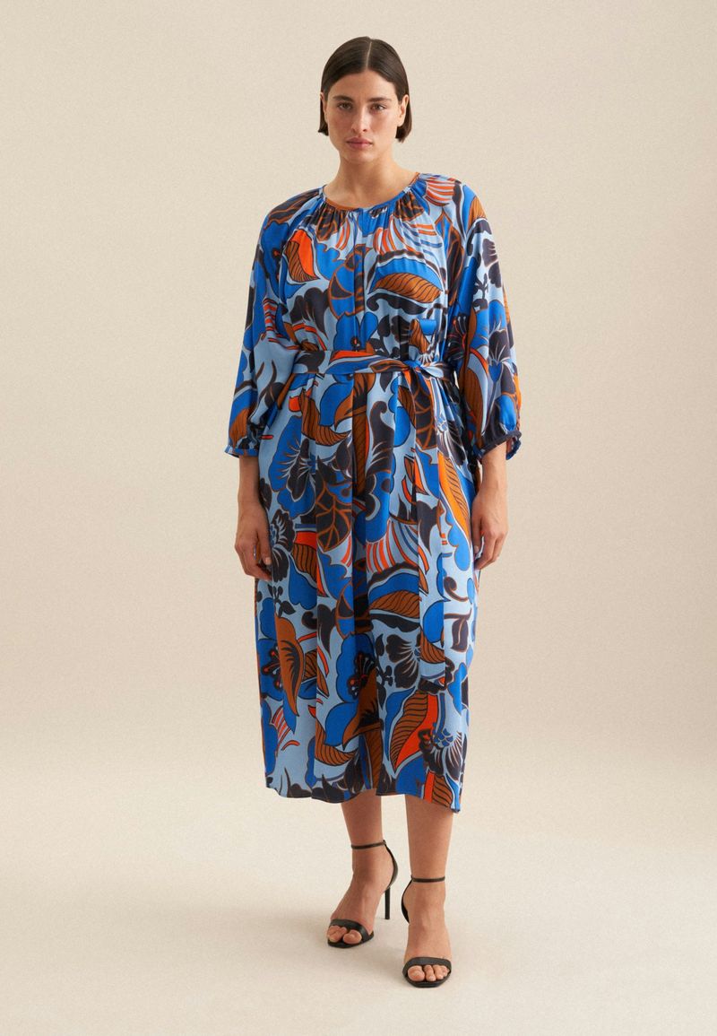Kleid Floral Blau 54