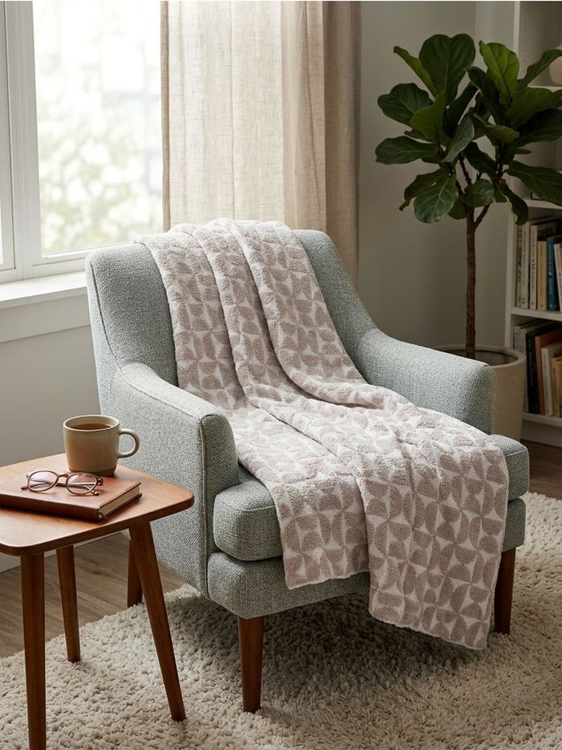 Coperta con motivo decorativo - beige